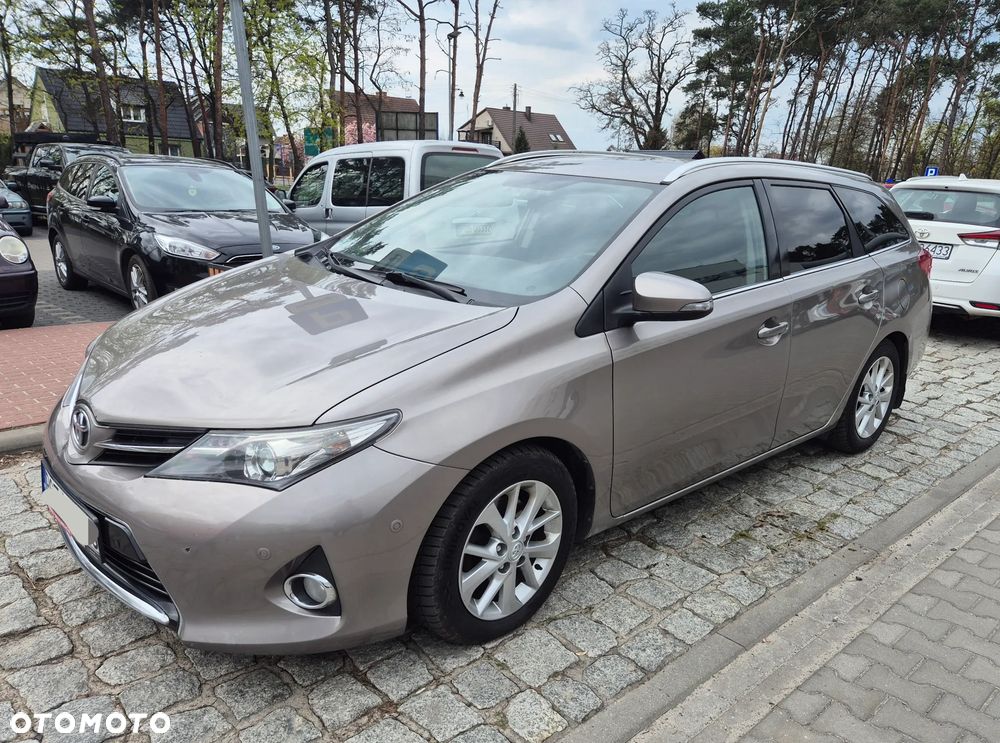 Toyota Auris 2.0 D-4D Prestige - 1