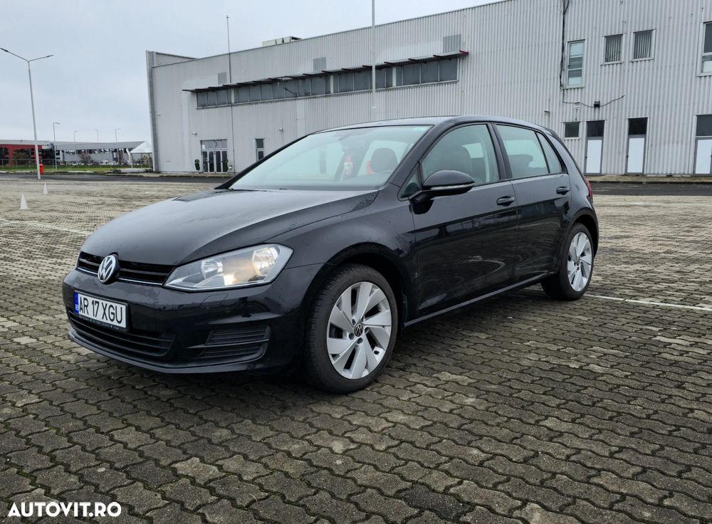 Volkswagen Golf 1.6 TDI DPF BlueMotion Technology Comfortline - 1