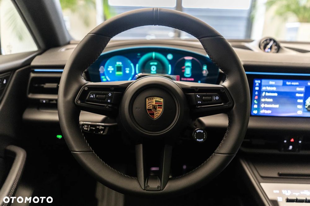 Porsche Macan GTS 100kWh - 17