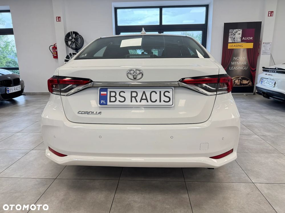 Toyota Corolla 1.6 Active - 19