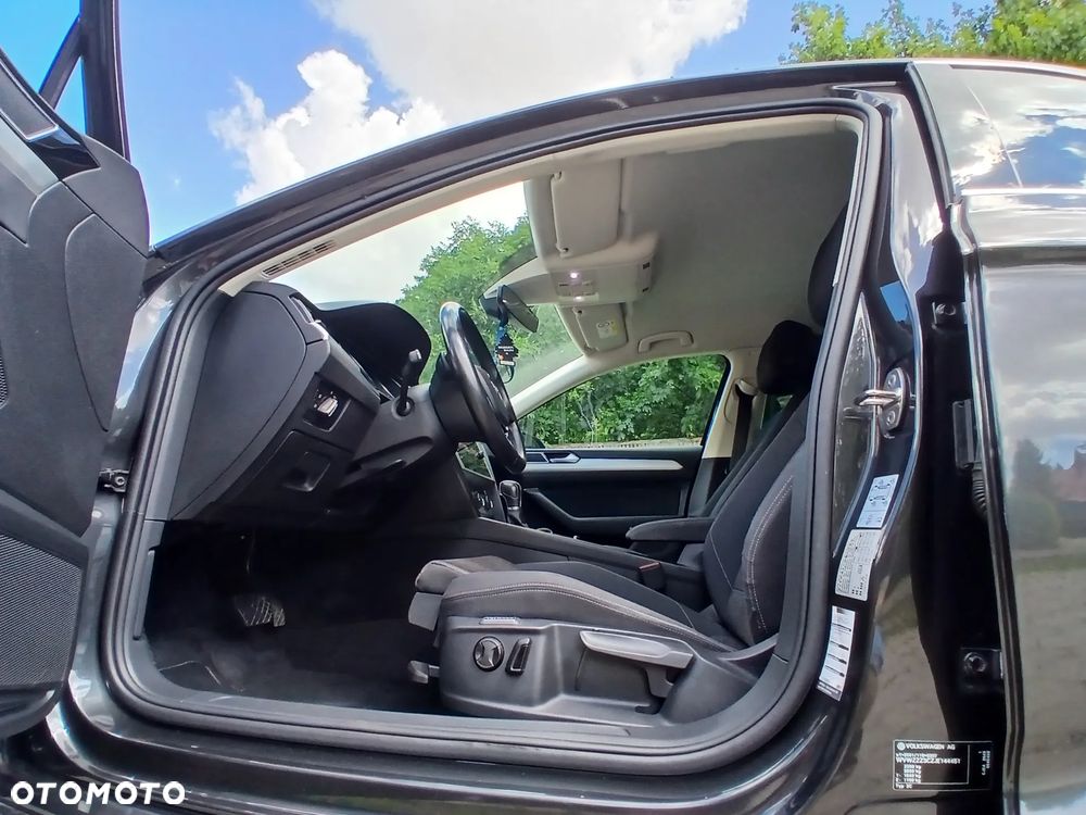 Volkswagen Passat 1.8 TSI BMT Comfortline DSG - 38