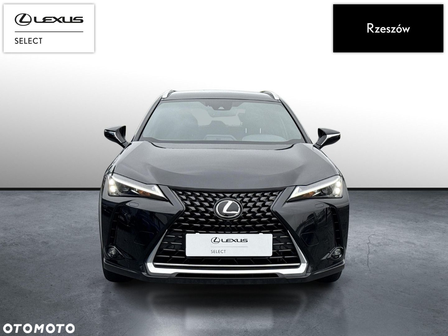 Lexus UX - 8
