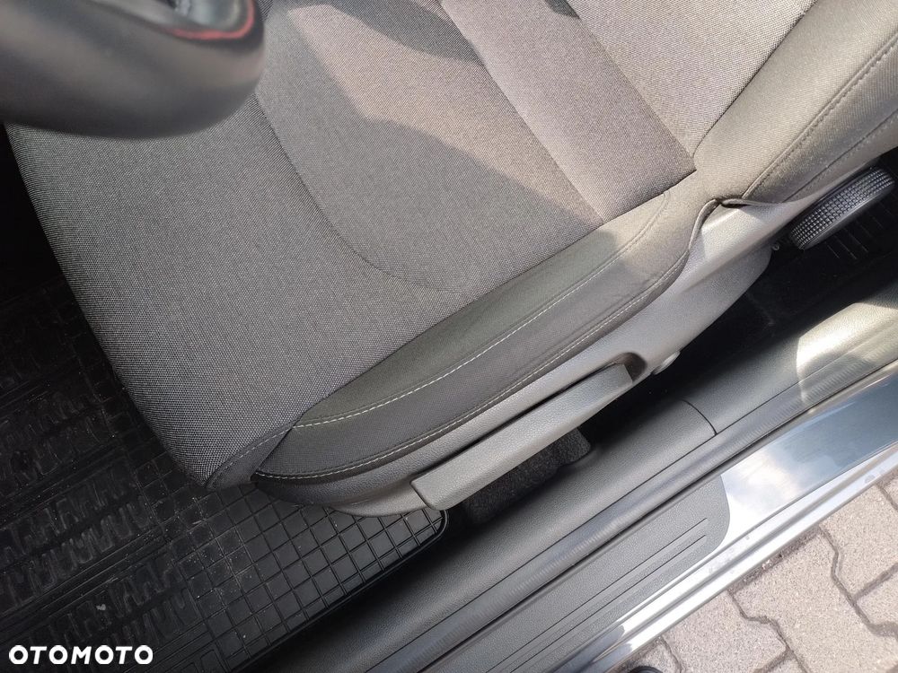 Hyundai i30 1.5 DPI Smart - 14