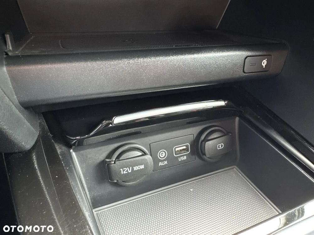 Kia ProCeed 1.6 T-GDI GT DCT - 25