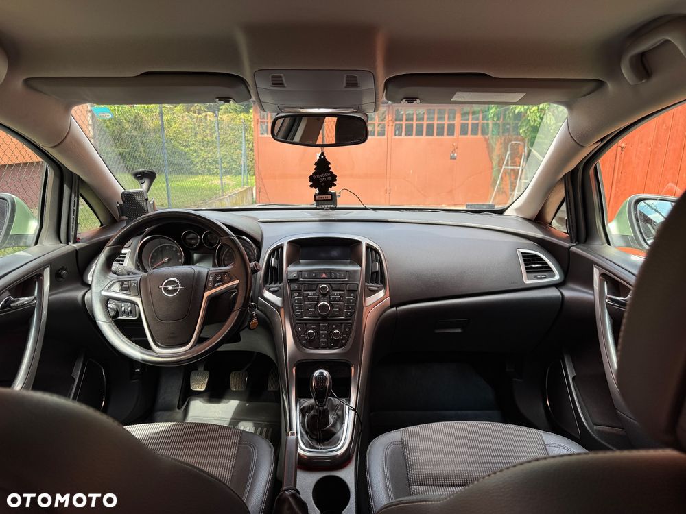 Opel Astra 1.4 T Cosmo - 12