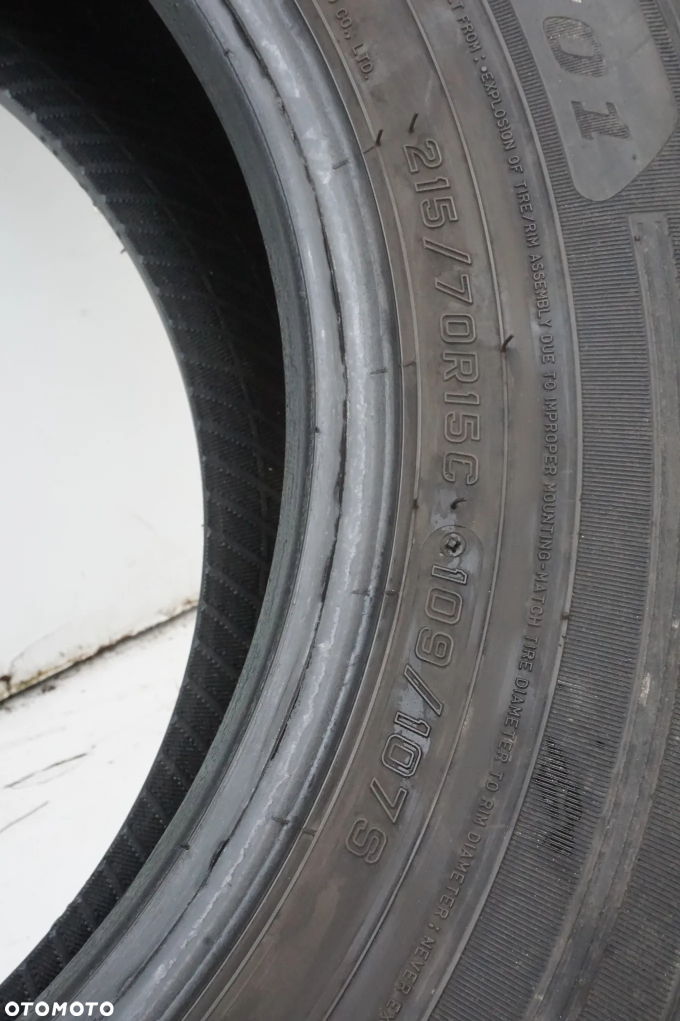 215 70 15C Falken Linam Van01  20r FV - 8