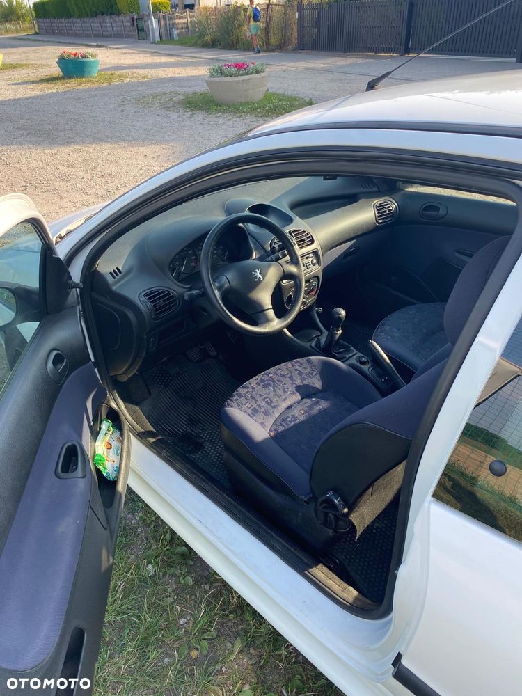 Peugeot 206 - 14