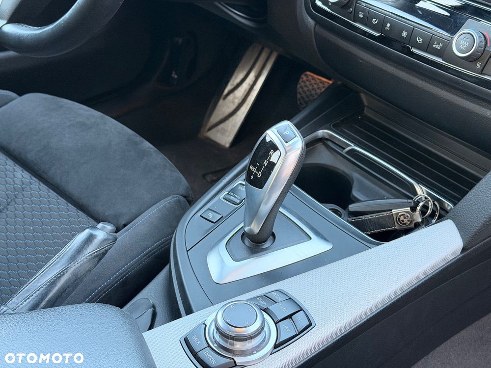 BMW Seria 4 418d M Sport - 8