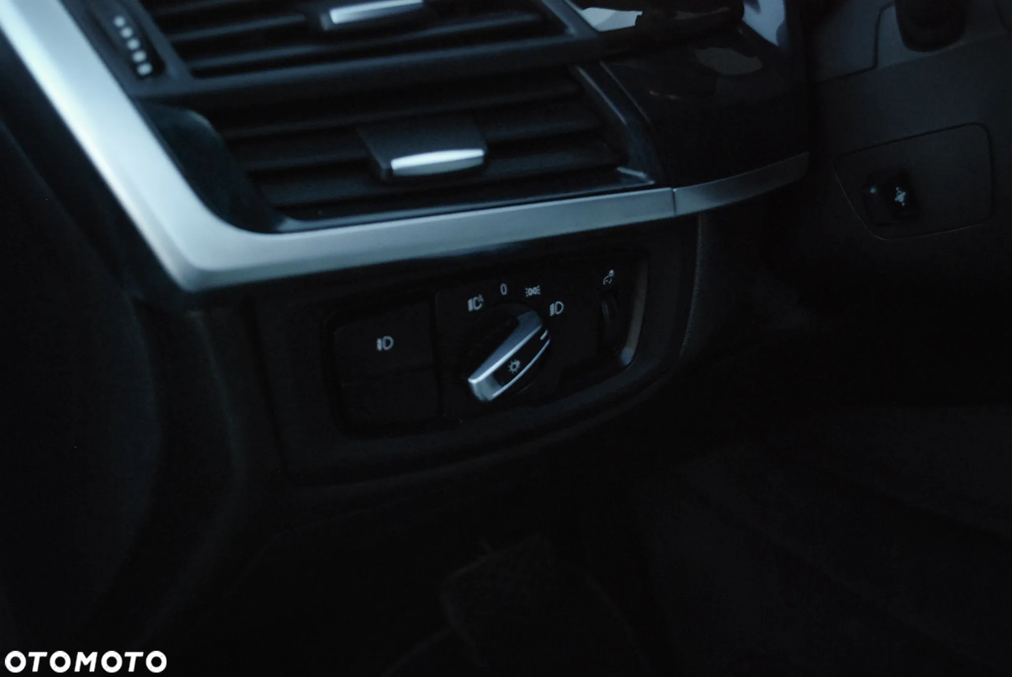 BMW X5 5.0i xDrive - 20