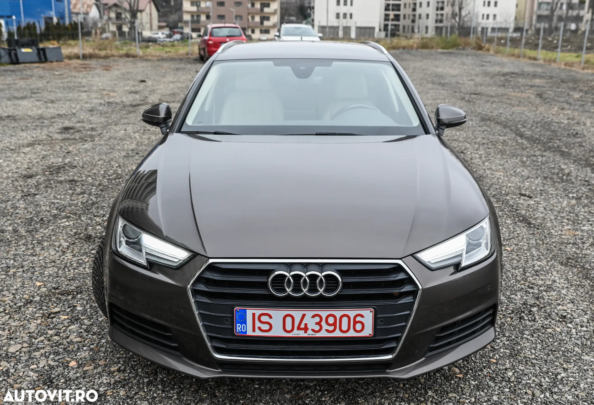 Audi A4 2.0 TDI ultra S tronic Design - 3