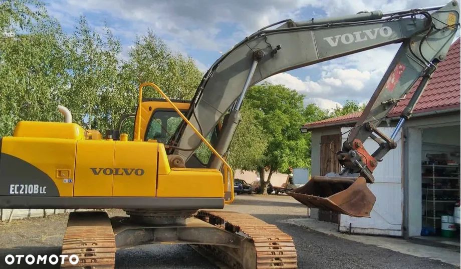 Volvo EC210B LC - 9