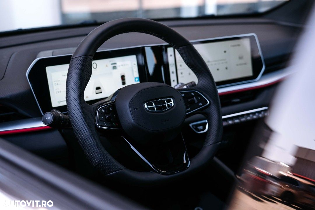 Geely Coolray - 11