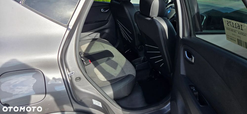 Renault Captur - 11