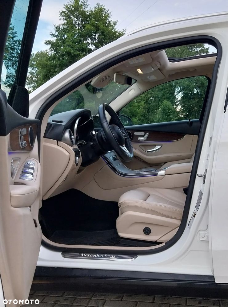 Mercedes-Benz GLC 300 4-Matic - 8