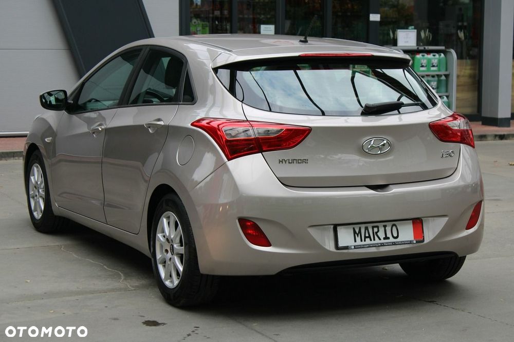 Hyundai i30 1.4 Family+ - 38