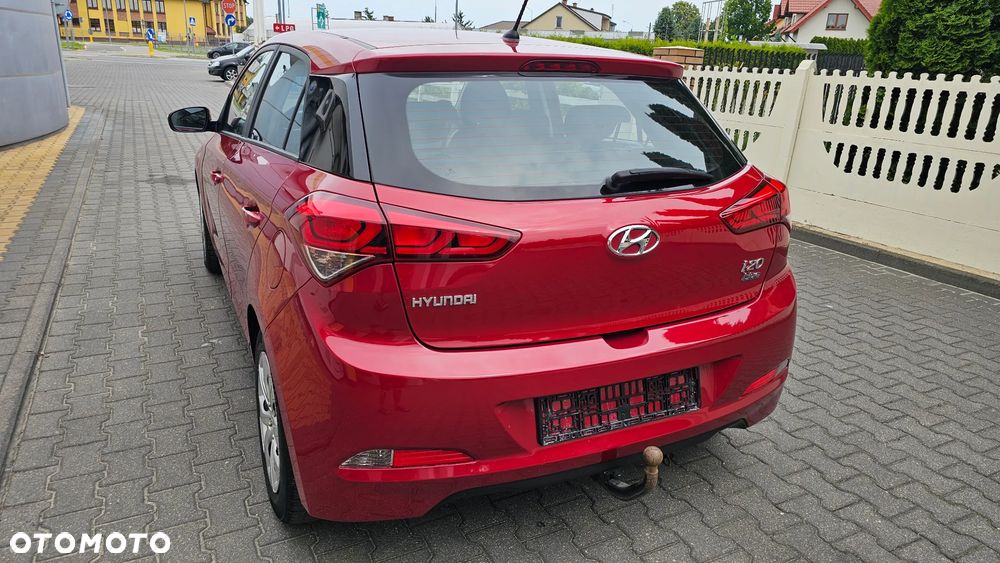 Hyundai i20 1.2 BlueDrive Classic + - 8
