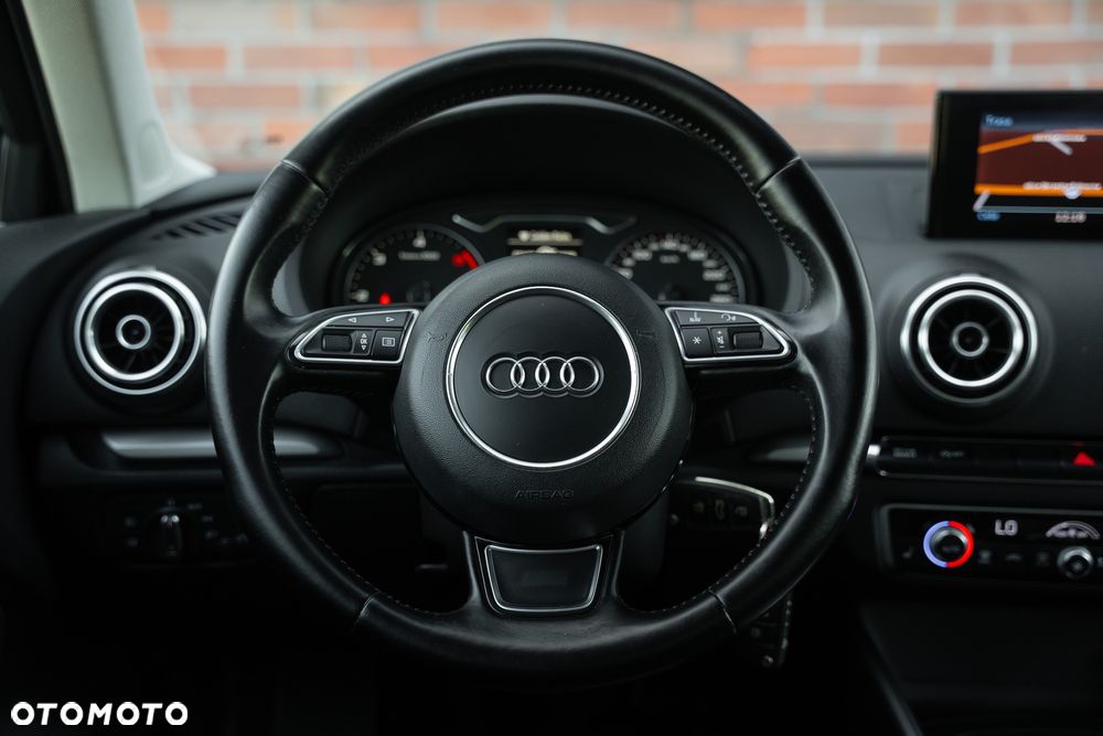 Audi A3 Sportback 2.0 TDI Attraction - 30