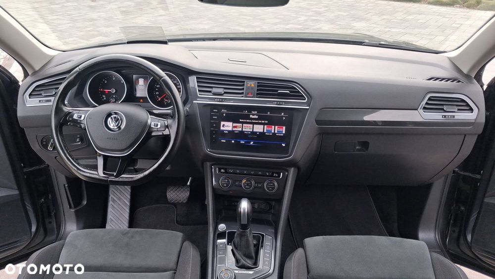 Volkswagen Tiguan 2.0 TDI SCR 4MOTION DSG URBAN SPORT - 29