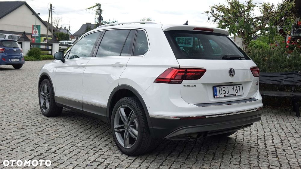Volkswagen Tiguan - 12