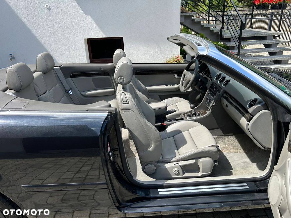 Audi A4 Cabrio 1.8 T - 13