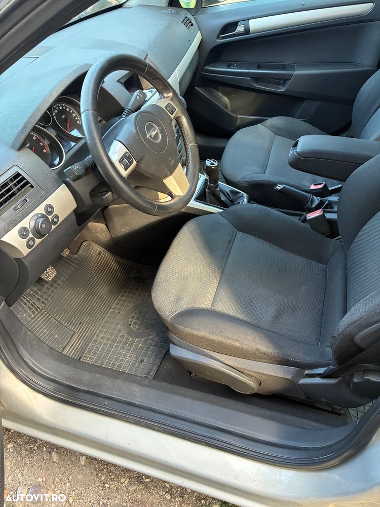 Opel Astra - 1