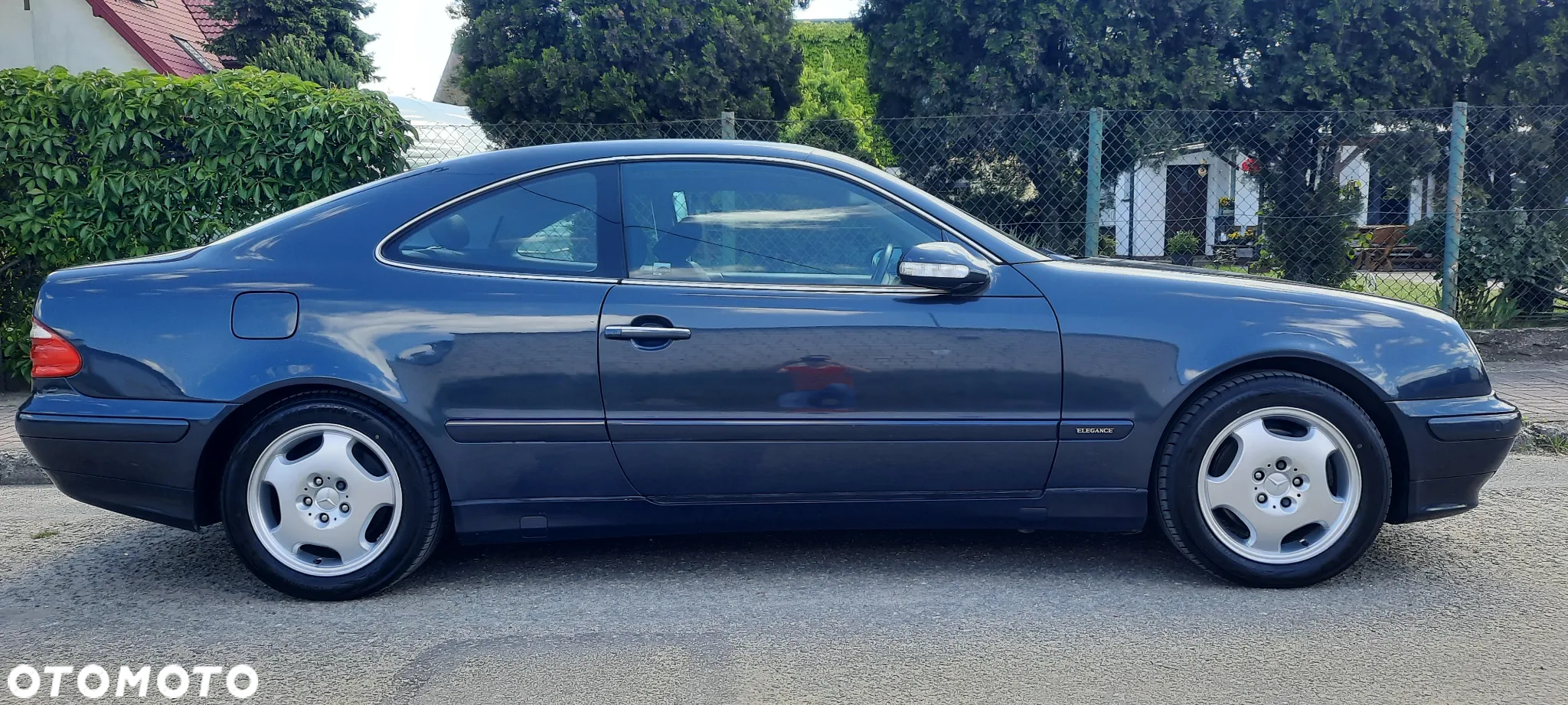 Mercedes-Benz CLK 320 - 4