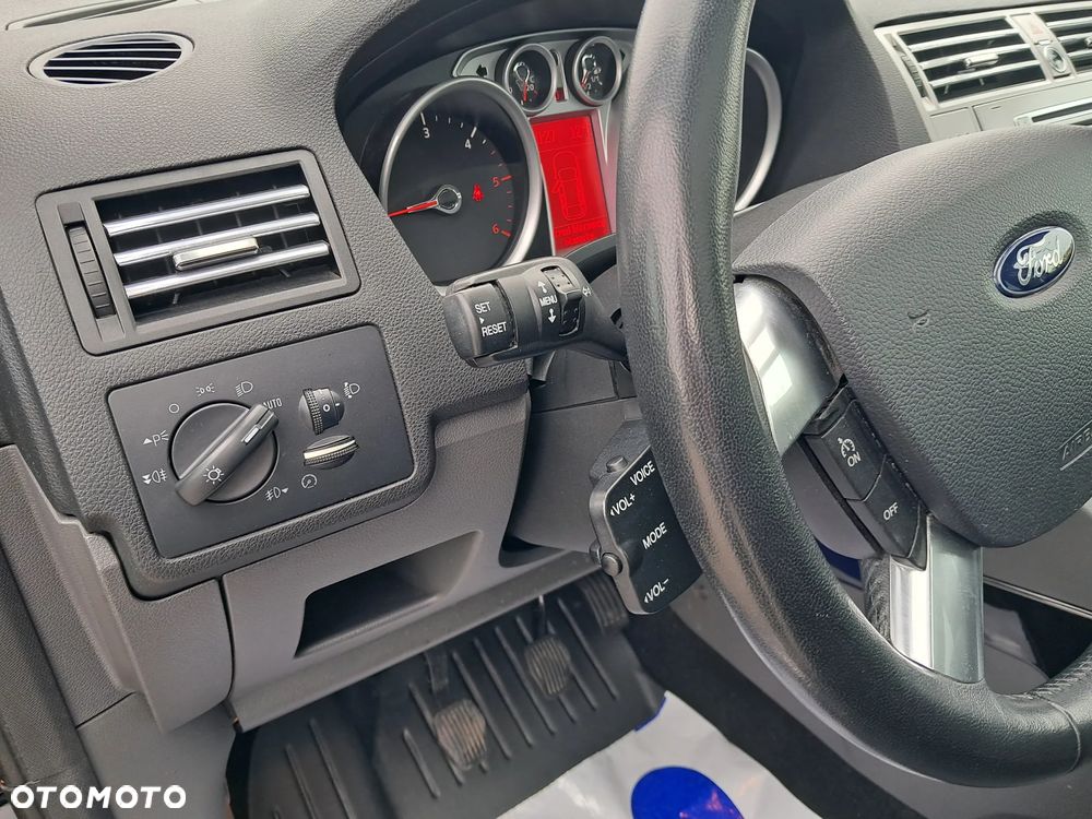 Ford Kuga 2.0 TDCi 4x4 Champions Edition - 23