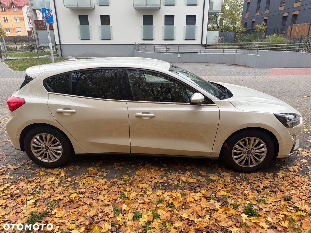 Ford Focus 1.0 EcoBoost mHEV Active - 5