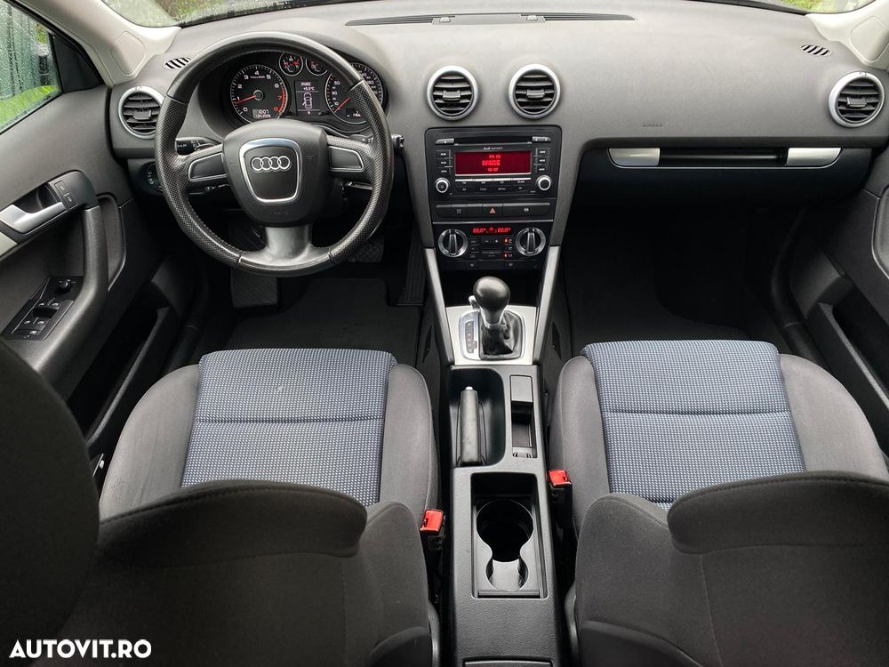 Audi A3 1.4 TFSI ack S tronic Attraction - 8
