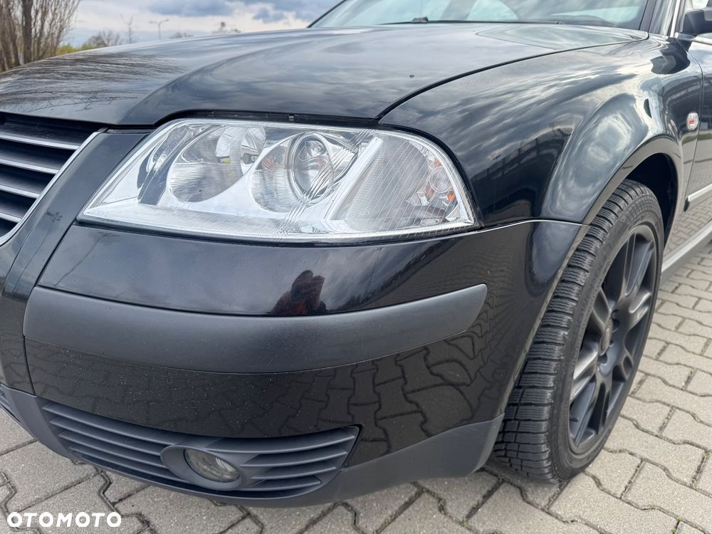 Volkswagen Passat 2.8 V6 4Mot Comfortline - 23