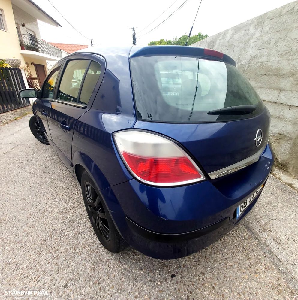 Opel Astra 1.7 CDTI Cosmo M5 - 4