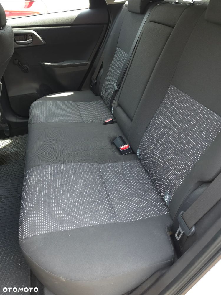 Toyota Auris - 6