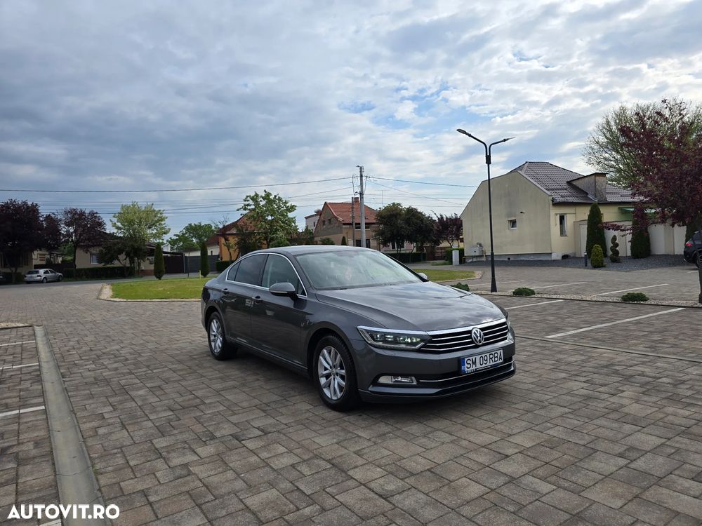 Volkswagen Passat 2.0 TDI DSG Comfortline - 37