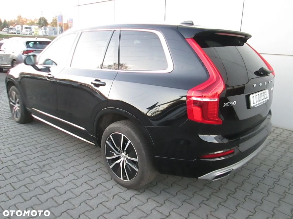 Volvo XC 90 B5 D AWD Geartronic Momentum Pro - 5