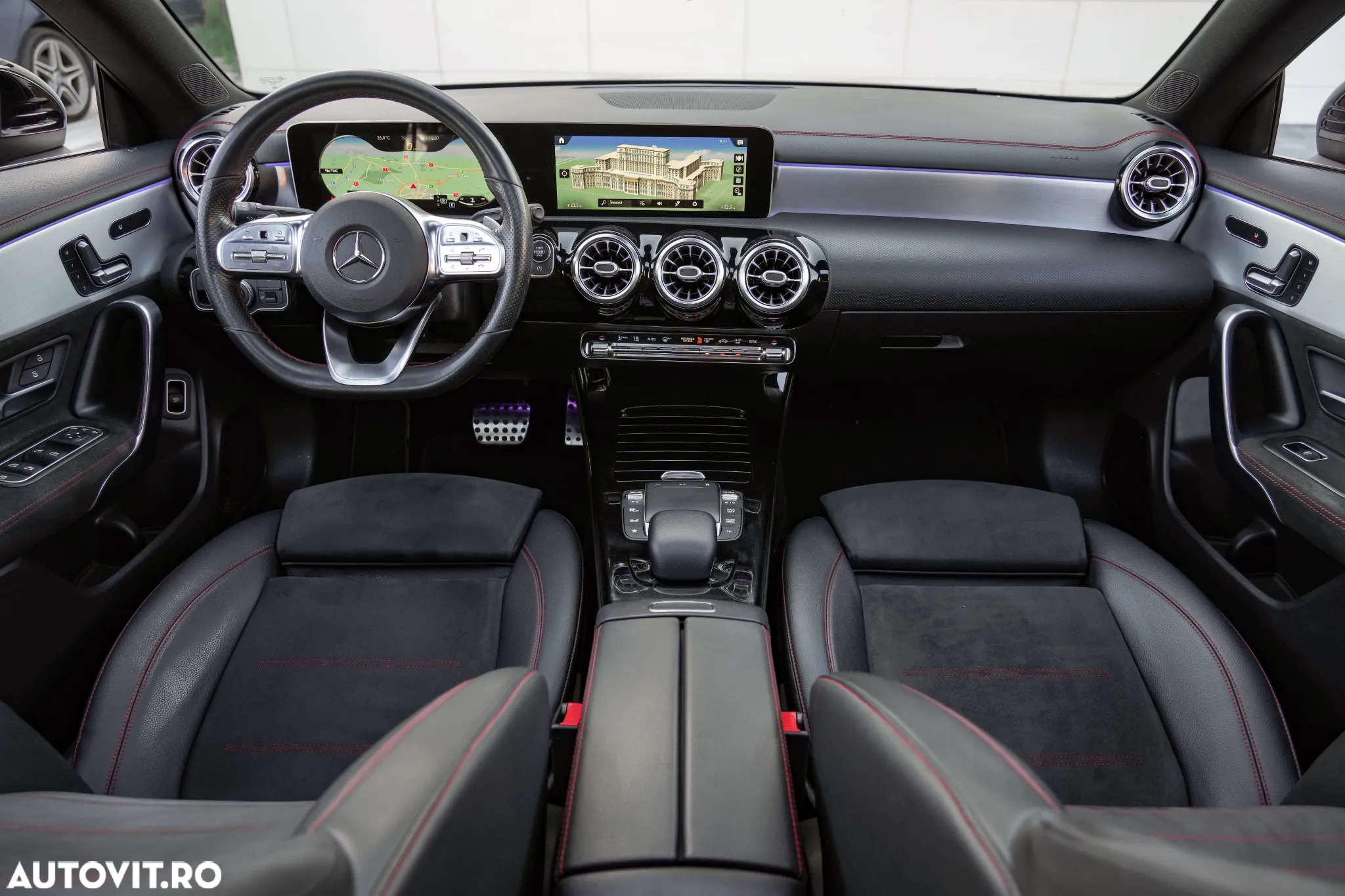 Mercedes-Benz CLA 180 7G-DCT AMG Line - 9