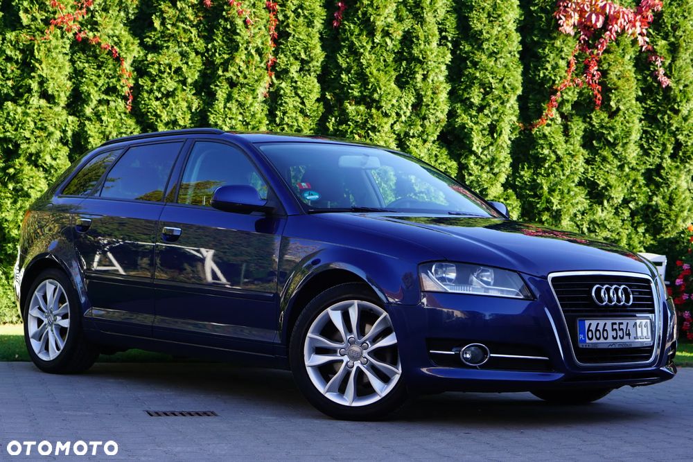 Audi A3 Sportback 2012 photo 2