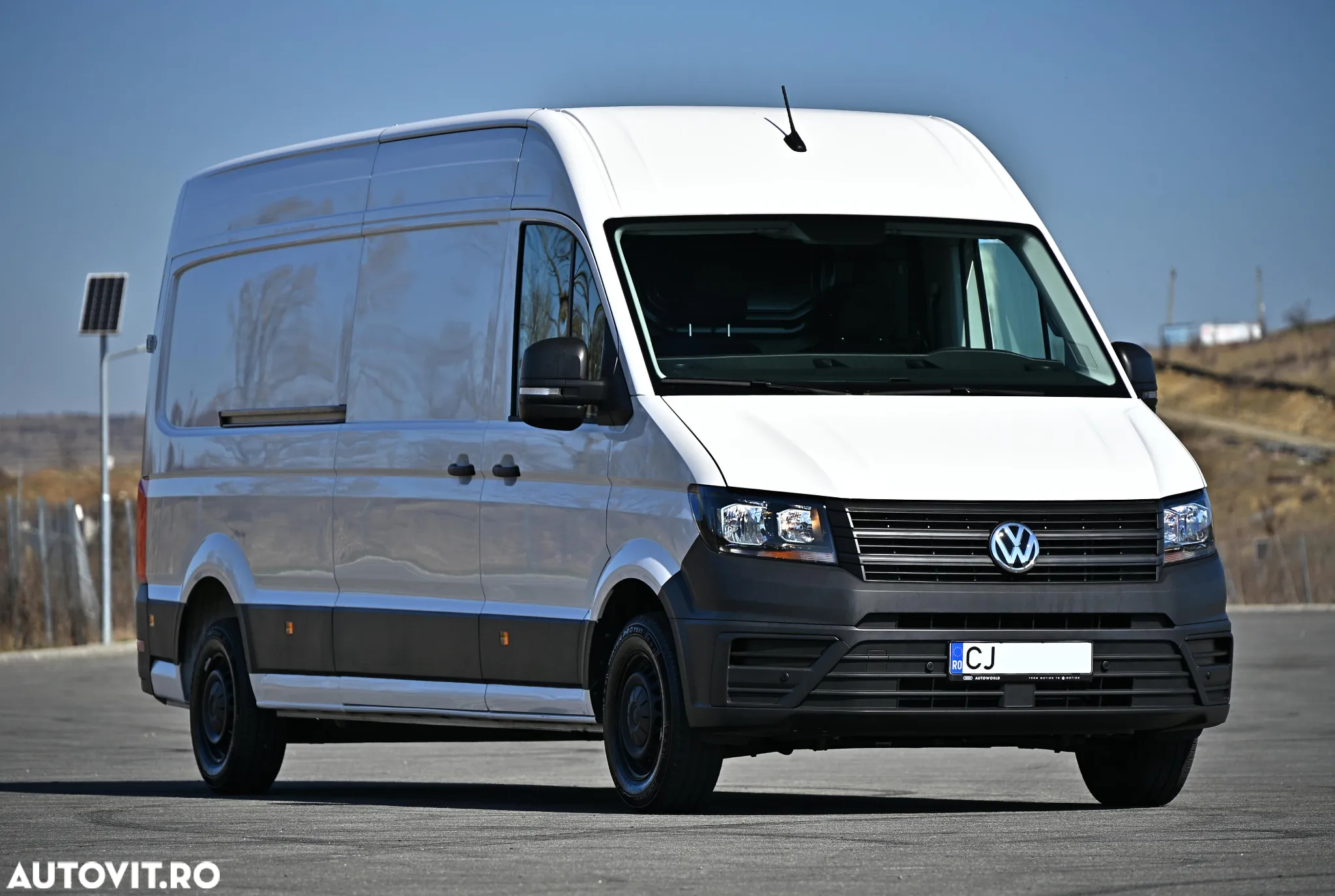 Volkswagen Crafter - 2