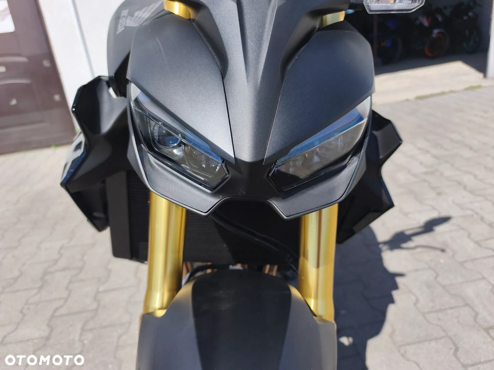 Honda CB - 27