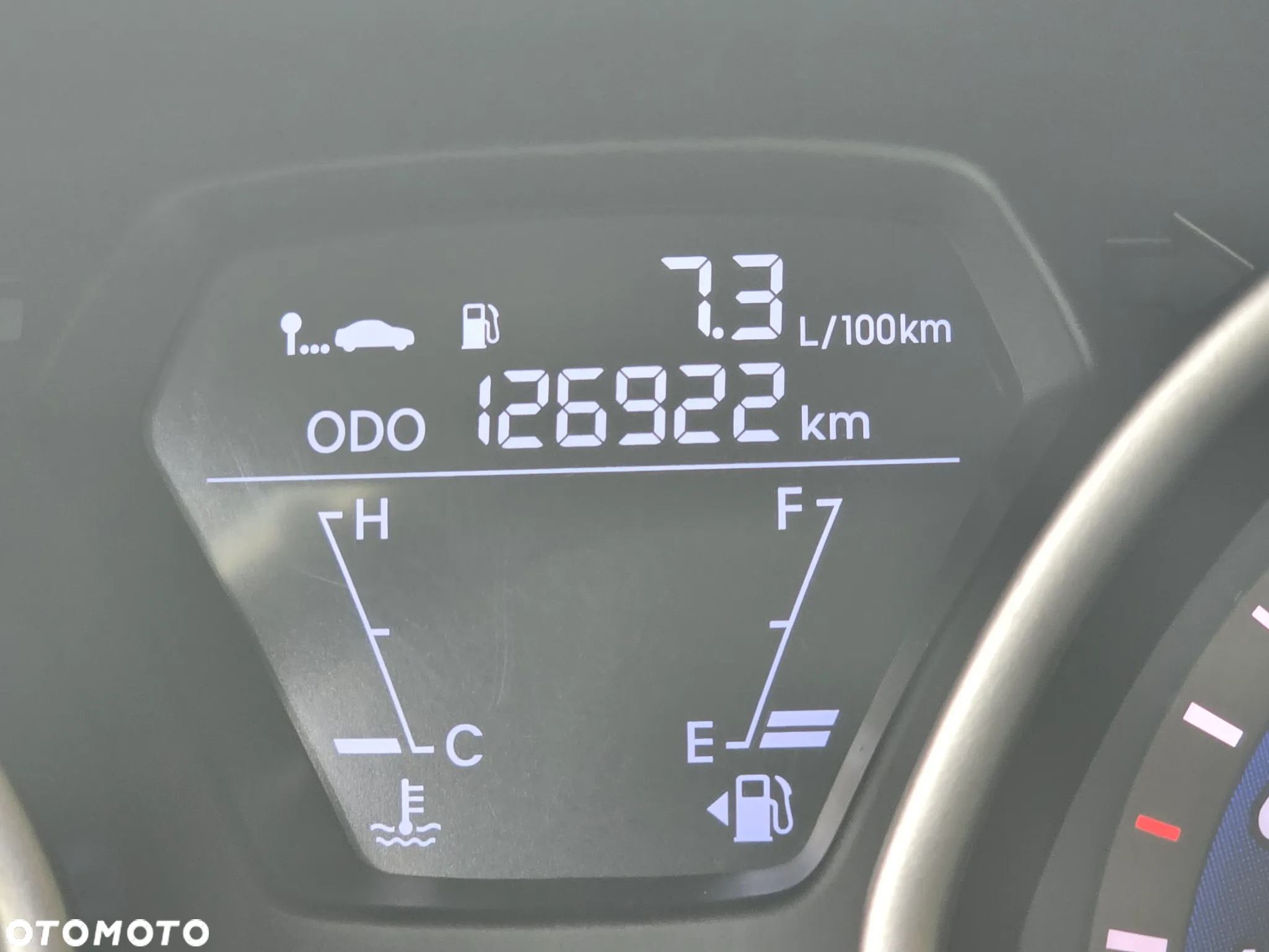 Hyundai Elantra 1.6 Comfort - 30