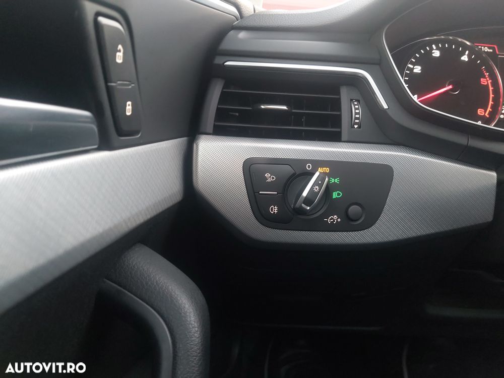 Audi A4 2.0 TDI S tronic - 13