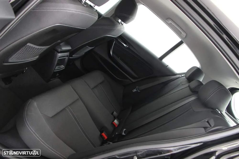 BMW 116 d Line Sport - 6