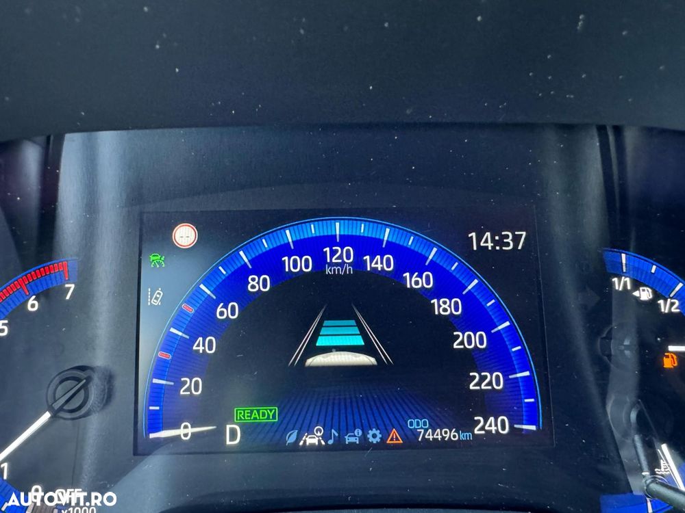 Toyota Corolla 1.8 HSD Dynamic - 18