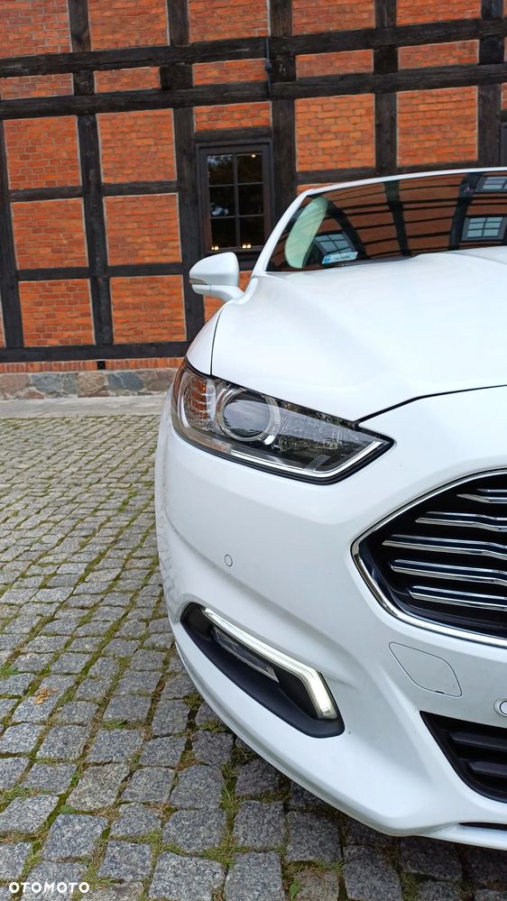 Ford Mondeo 2.0 TDCi STart-Stopp Titanium - 29