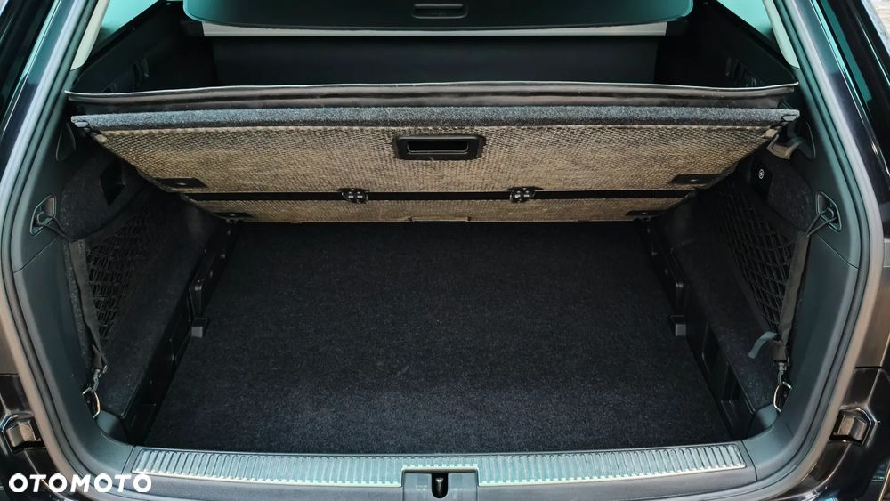 Skoda Superb 2.0 TDI Style DSG - 24