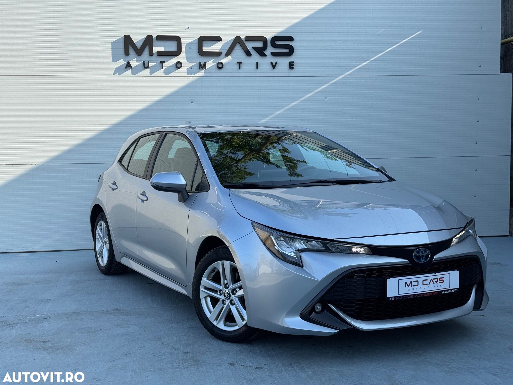 Toyota Corolla 1.8 HSD Dynamic - 1