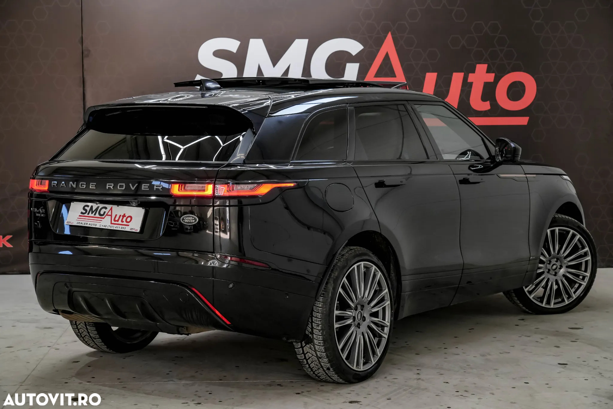 Land Rover Range Rover Velar 2.0 R-Dynamic HSE - 4