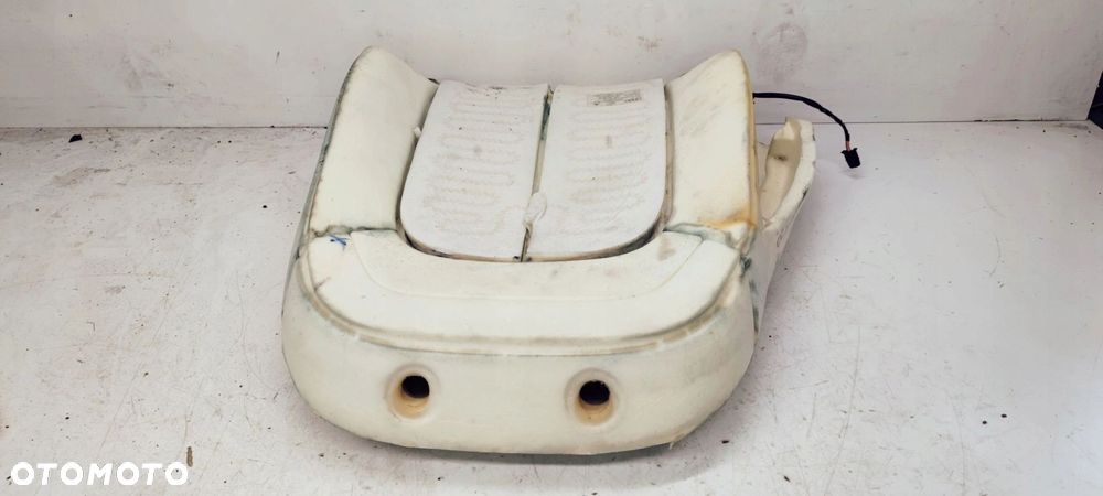 MATA GRZEWCZA FOTELA GÓRA AUDI A6 C7 A7 4G8963557R - 3