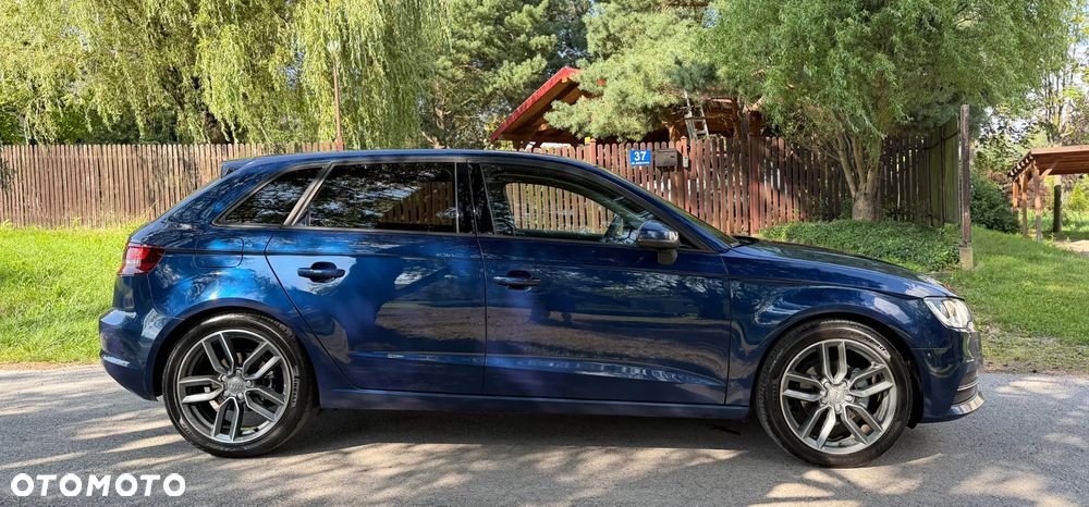 Audi A3 Sportback 2.0 TDI Ambition - 6