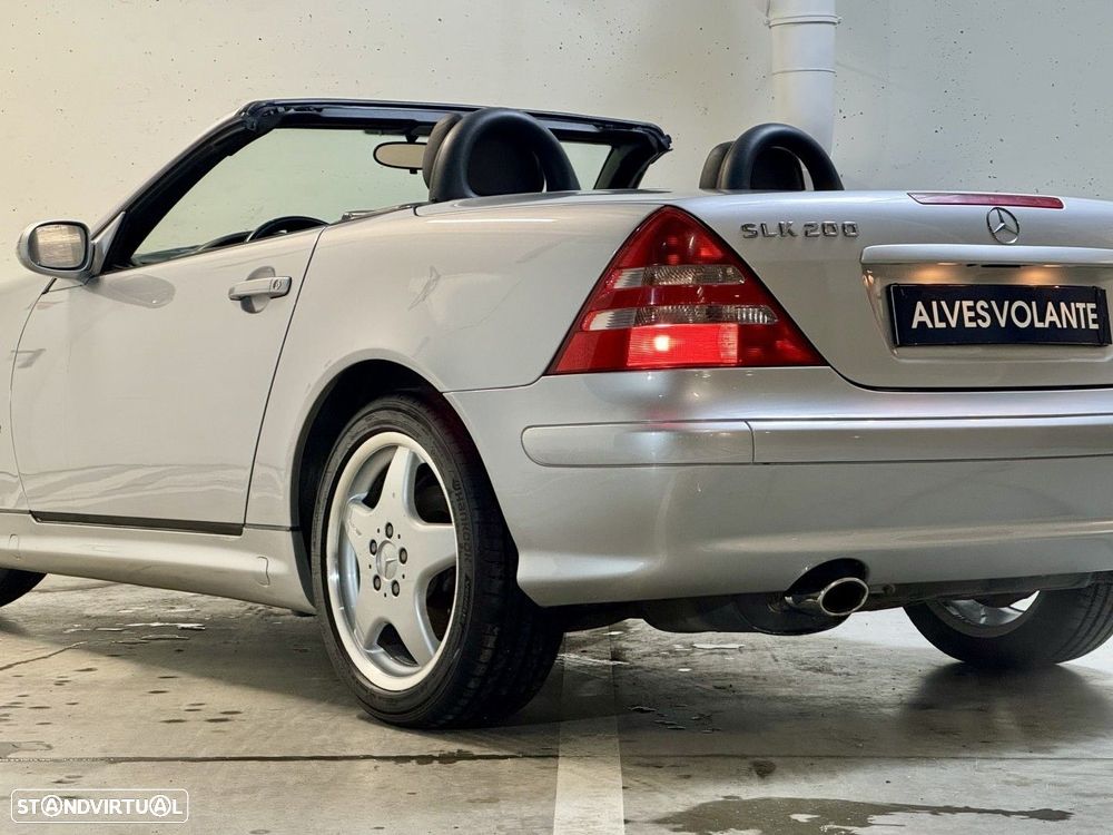 Mercedes-Benz SLK 200 - 52