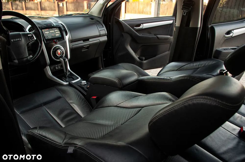 Isuzu D-Max 4x4 Double Cab Autm Premium+ - 7